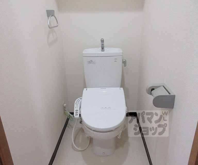 トイレ　清潔感のあるトイレです