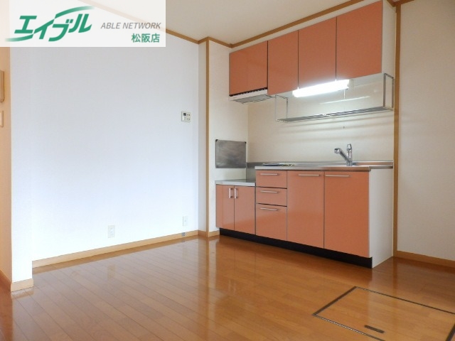 居室・リビング　別部屋参考写真です