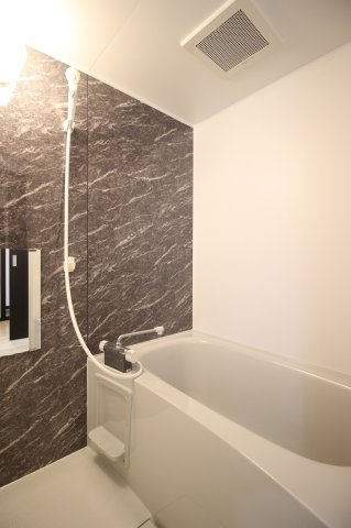 バス・シャワールーム　きれいなお風呂です