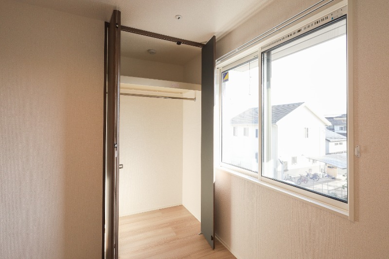 収納　図面と現状に相違がある場合には現状を優先