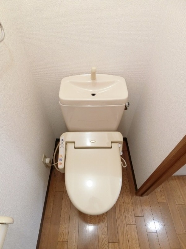 トイレ　図面と現状に相違がある場合には現状を優先