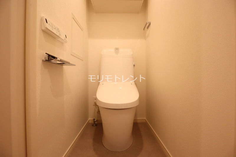 トイレ　室内参考写真（５Ｆ－Ｃタイプ）