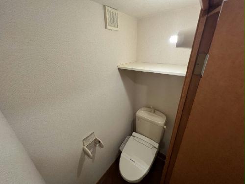 トイレ　同タイプの物件写真です。