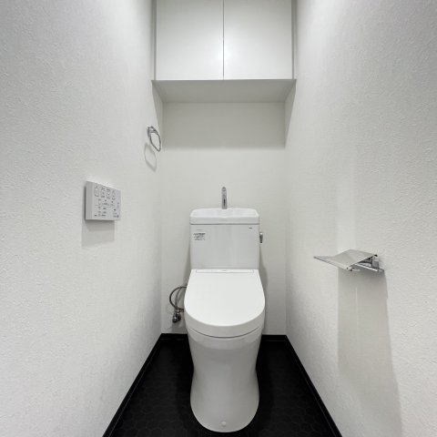 トイレ　同仕様タイプです