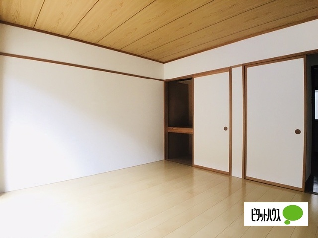 居室・リビング　他のお部屋のお写真です