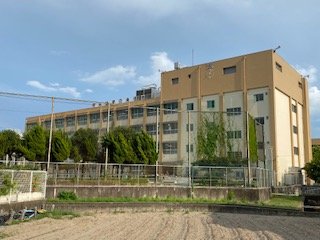 中学校　西宮市立甲武中学校（中学校）まで1223m