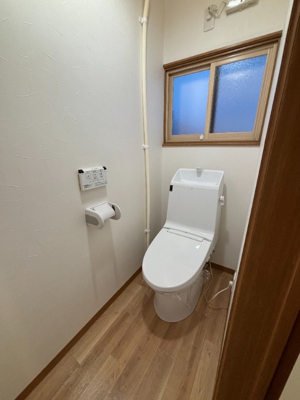 トイレ　トイレ