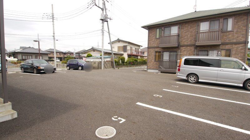 駐車場　駐車場