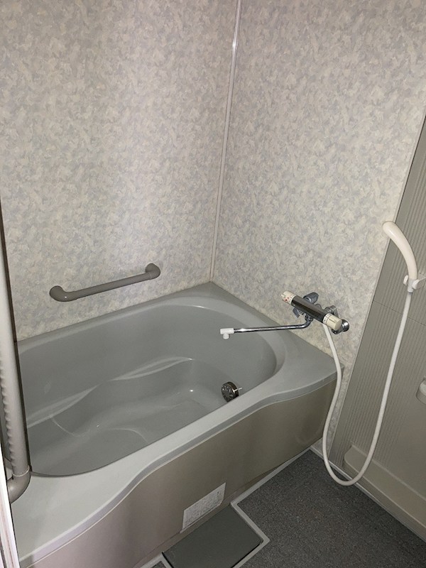 バス・シャワールーム　現況優先