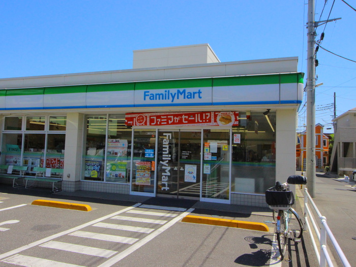 コンビニ　ファミリーマート中野白鷺店（コンビニ）まで162m