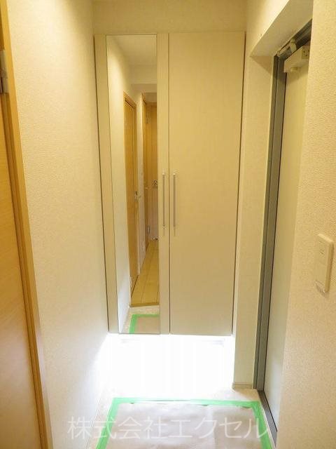 玄関　シューズボックス完備の玄関です。