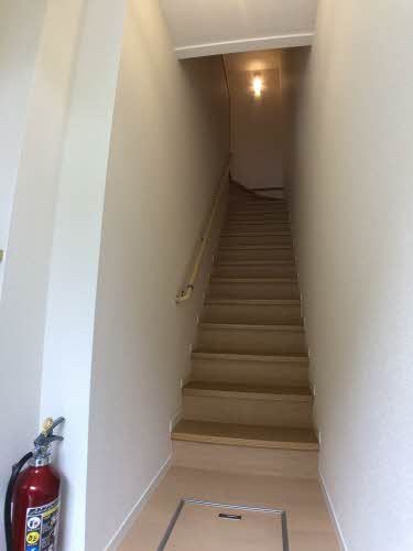 その他部屋・スペース　玄関口階段