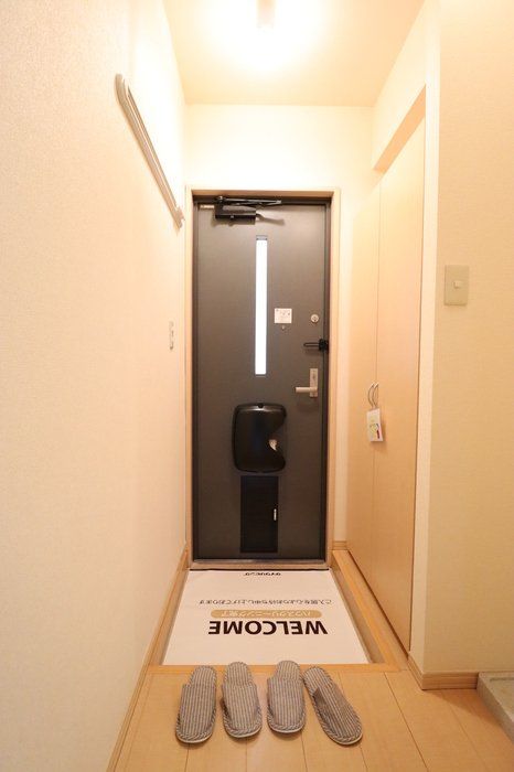 玄関　※別号室参考写真です