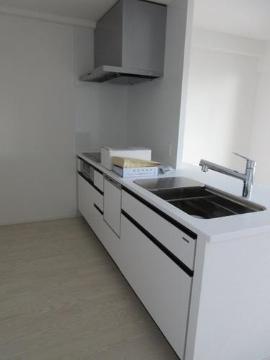 ライオンズ茨木総持寺ステーショングラン　キッチン　キッチン