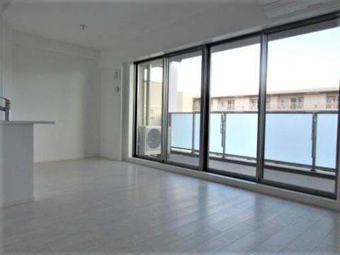 ライオンズ茨木総持寺ステーショングラン　居室・リビング　リビング