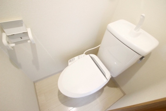 トイレ　※別部屋の写真です