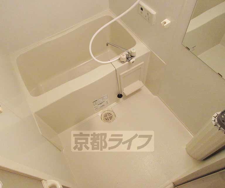 バス・シャワールーム　バスルームです！