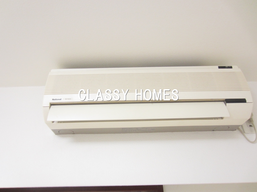 その他設備　2002年竣工　分譲賃貸マンション：エアコン