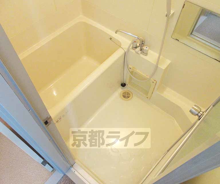 バス・シャワールーム　リラックスできるバスルーム・