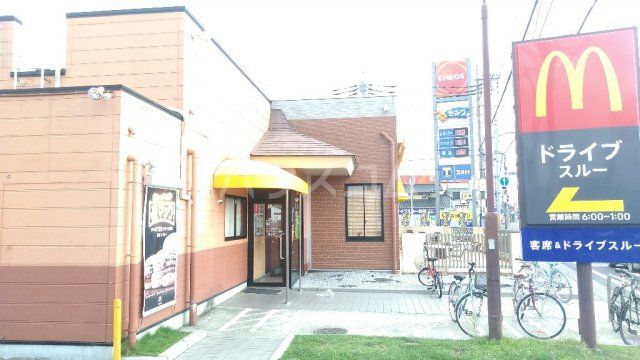 飲食店　マクドナルド 東深井店（飲食店）まで767m