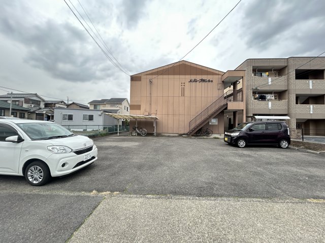 駐車場　外観写真（昼）