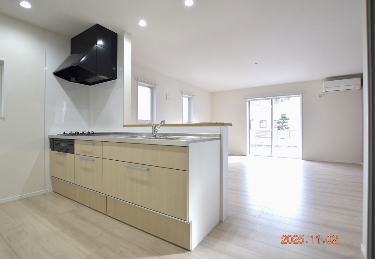 居室・リビング　新築戸建★仲介手数料50％割引★ユメウル不動産おすすめ