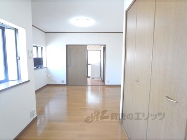 居室・リビング　居室