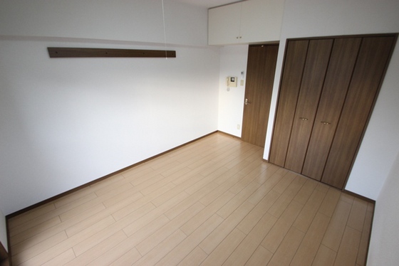 居室・リビング　※別部屋の写真です