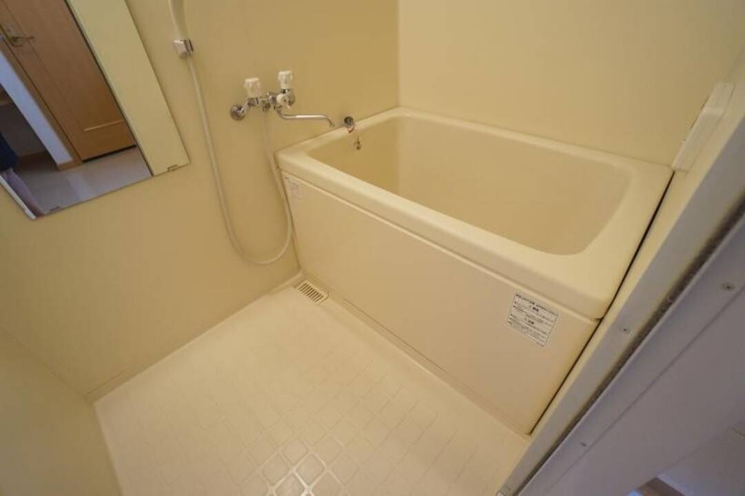 バス・シャワールーム　浴室