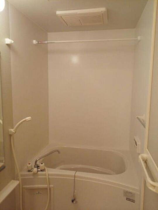 バス・シャワールーム　浴室