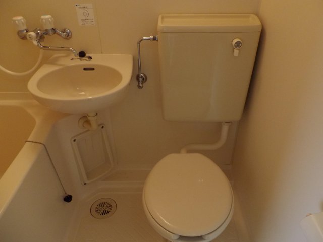 トイレ　ユニットバス・トイレです