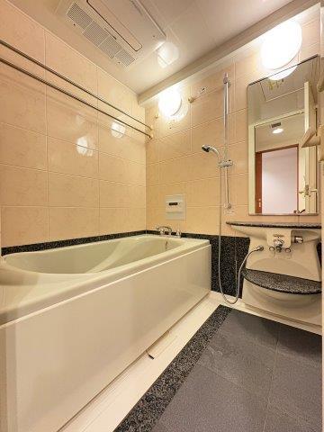 バス・シャワールーム　浴室