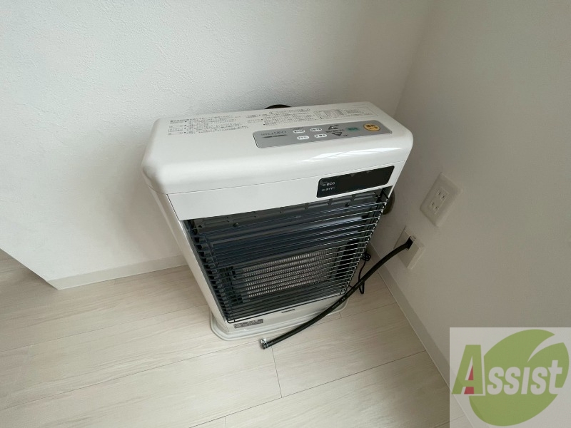 その他　灯油暖房が設置されているので冬場も快適です！