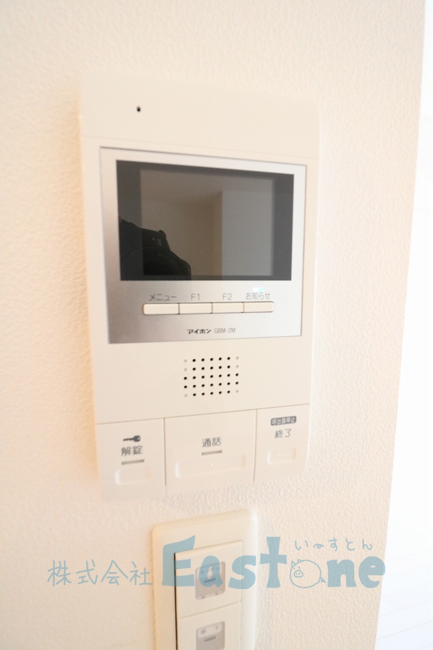 セキュリティ　不審者をブロックするオートロック連動ＴＶモニターホン