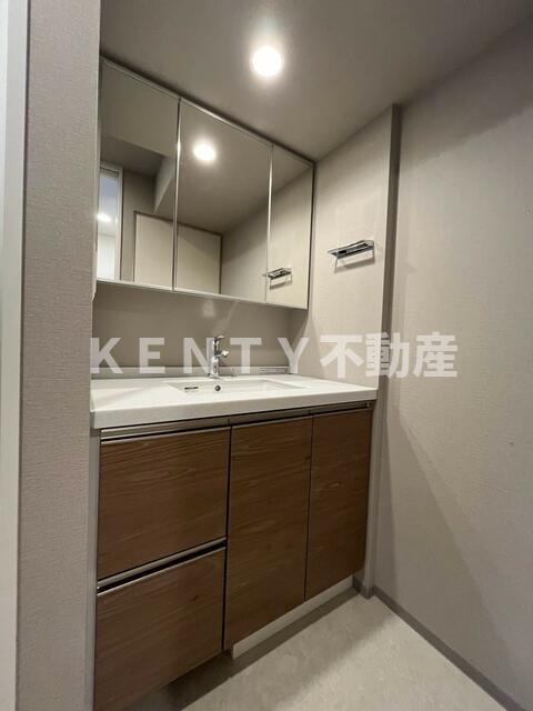 洗面設備　忙しい朝には欠かせない洗面所です