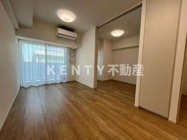 居室・リビング　居間です