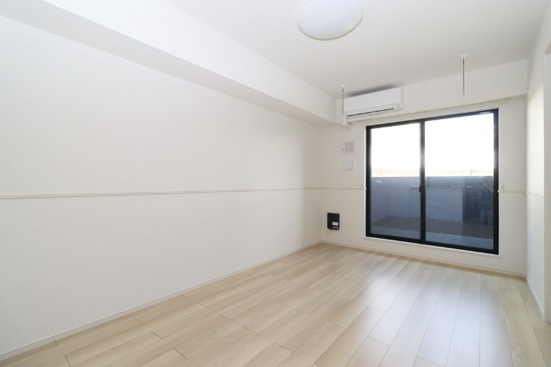 居室・リビング　図面と現状に相違がある場合には現状を優先