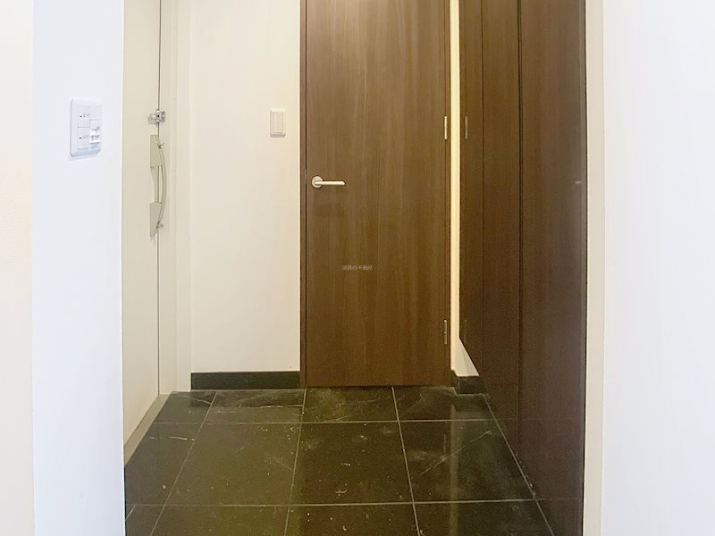 玄関　別部屋参照・現状優先