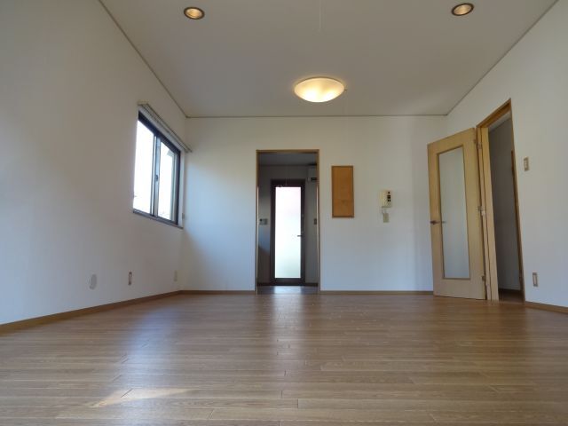 居室・リビング　リビング