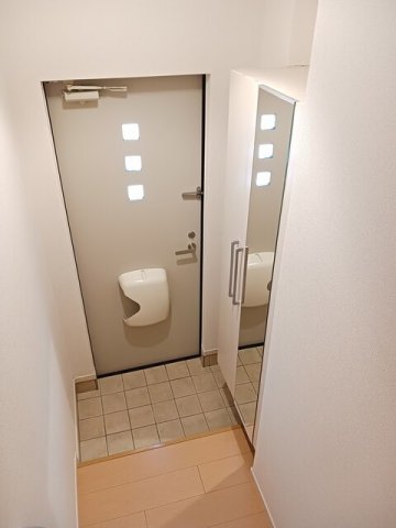 玄関　落ち着いた玄関です