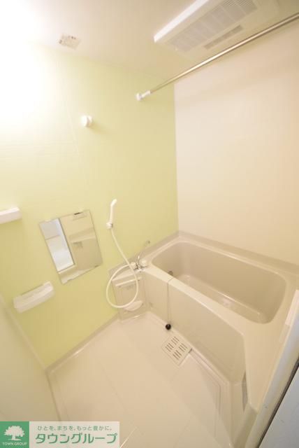 バス・シャワールーム　きれいなバスルーム