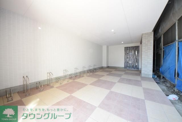 その他　駐輪スペースも広いです