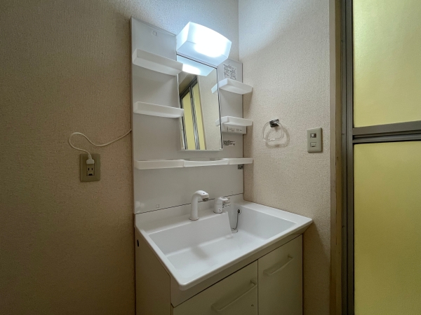 洗面設備　北洋間