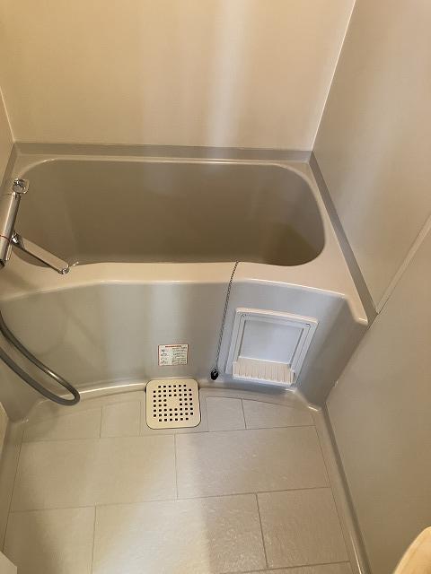 バス・シャワールーム　浴室