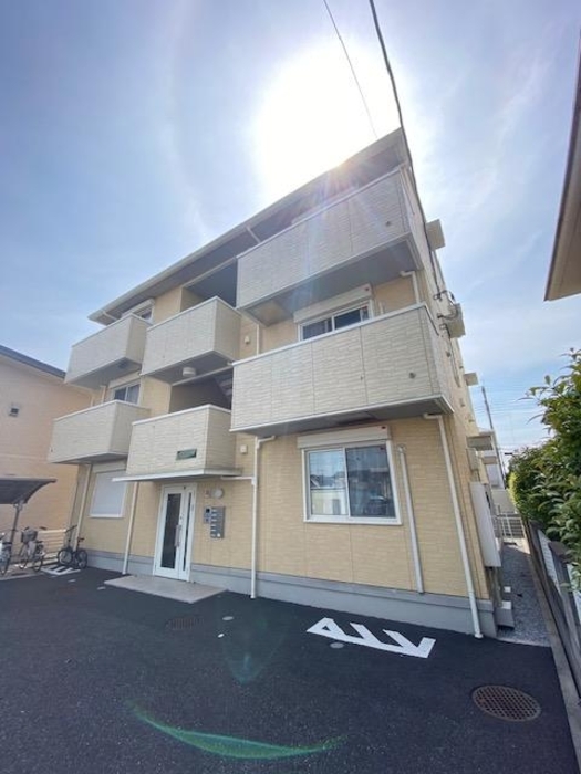 レイクルイーズの建物外観