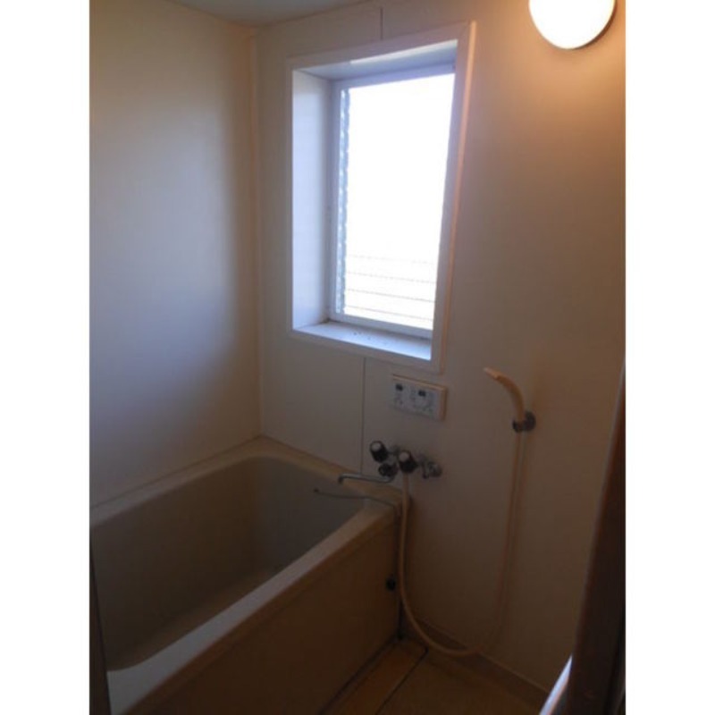 バス・シャワールーム　図面と現状に相違がある場合には現状を優先．．．