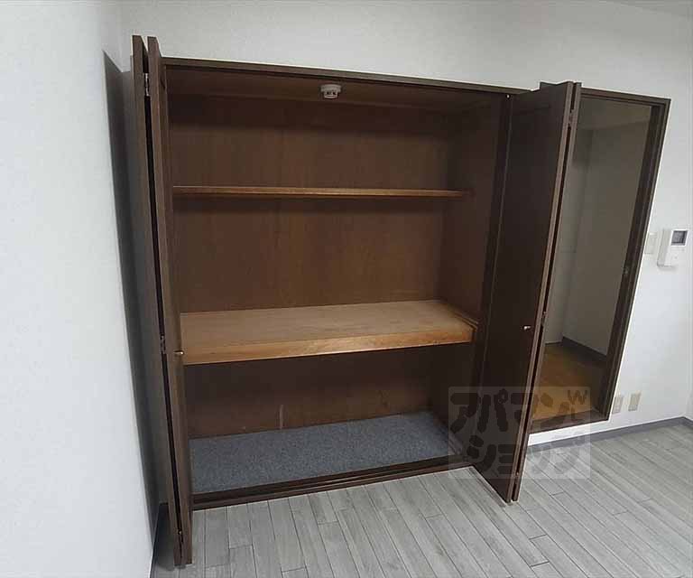 収納　クローゼット