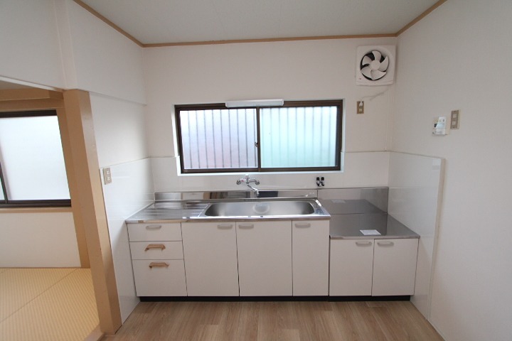 香里ケ丘1丁目戸建のキッチン写真