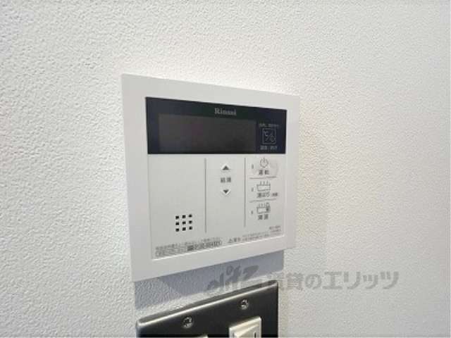 その他設備　給湯器リモコン