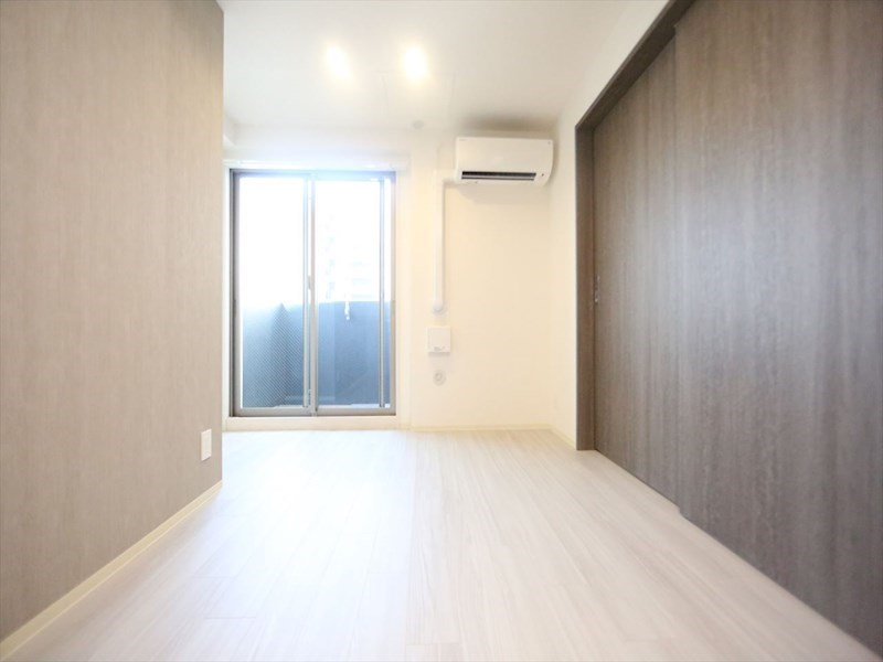 バルコニー　ＬＤＫ9.4帖　エアコン完備　バルコニー　同仕様写真